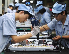 Nhóm hàng điện tử đẩy xuất khẩu hàng hóa sang Trung Quốc tăng mạnh